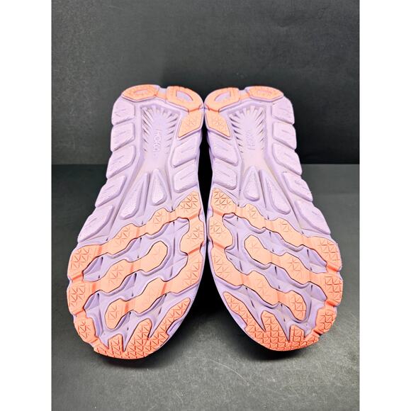 Hoka Women 8 Comfy footwear - Picture 2 of 11